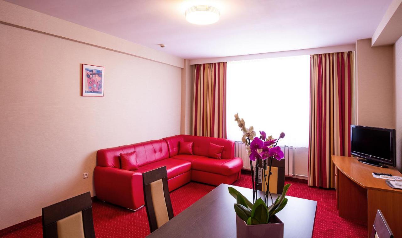 Hotel Dana Satu Mare Exterior photo