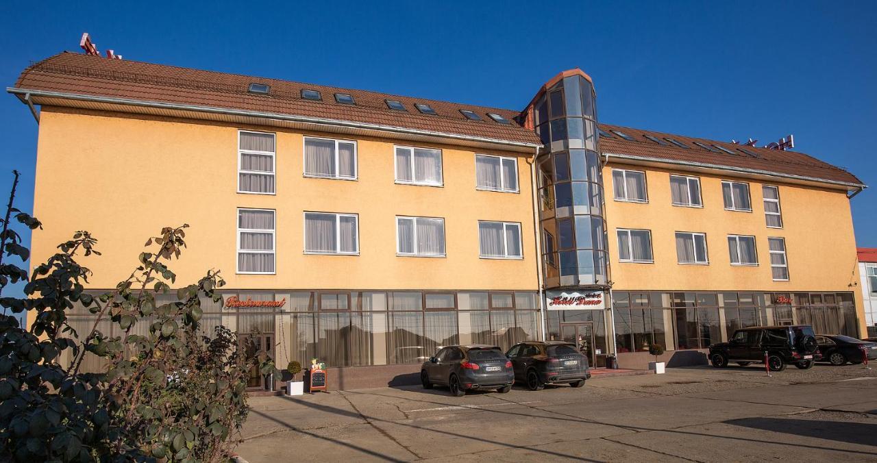 Hotel Dana Satu Mare Exterior photo